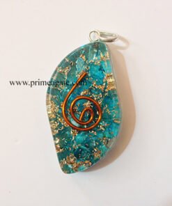 BlueEyeShapedOrgone-Pendant