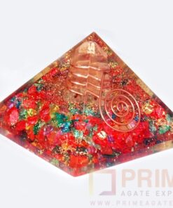 MixOnyxChakraPyramid-withCrystalPoint