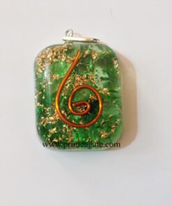 GreenOnyxRoundSquare-OrgonePendant