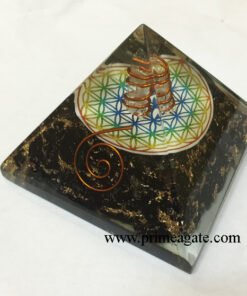 Black-Tourmaline-Chakra-Flower-Of-Life-Orgone-Pyramid-With-Crystal-Point