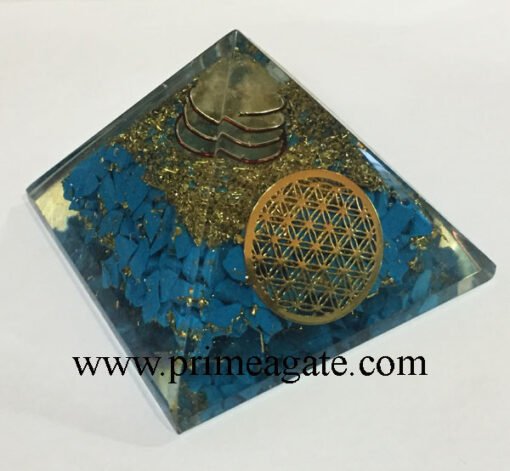 orgone-turquoise-pyramid-with-metal-flower-of-life