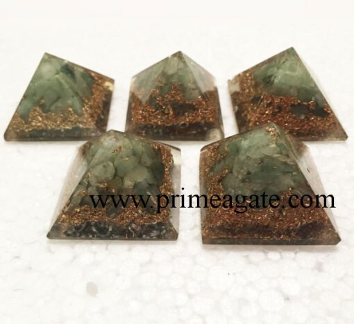 Green-Aventurine-Copper-Layer-Orgone-Baby-Pyramid