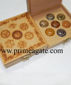 chakra-mandala-engraved-box-with-disc-set